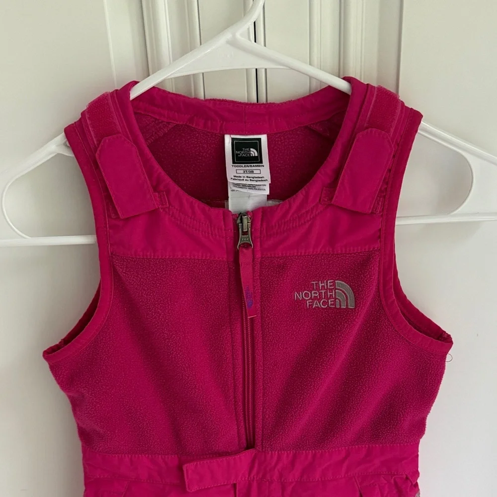 The North Face Kids (toddler) Fuchsia Overalls ski pants - Picture 2 of 9